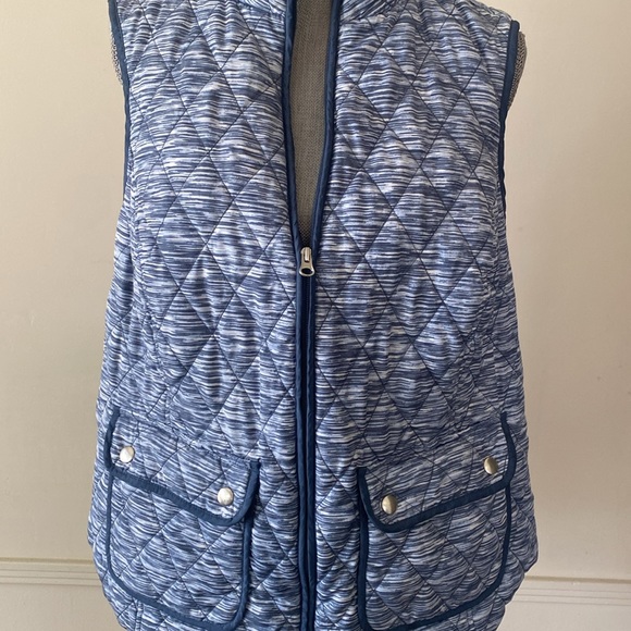 CROFT & BARROW BLUE WITH WHITE QUILTED VEST SIZE 1X 🌟EUC🌟 - Picture 3 of 10